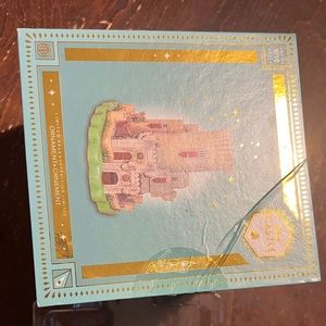 Disney princess Merida castle ornament new in opened box
